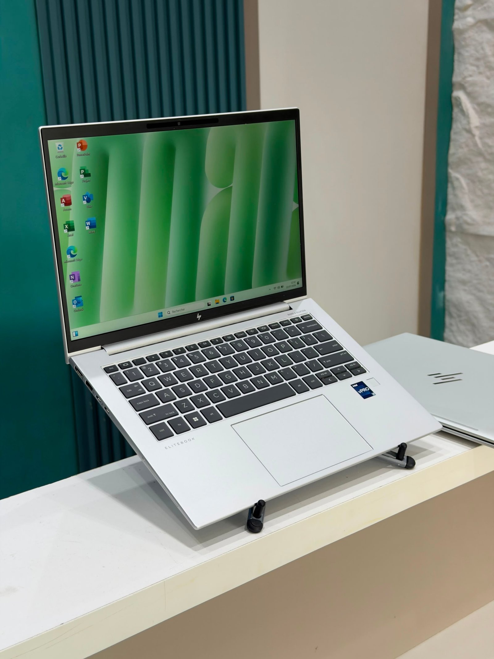 HP EliteBook 840 G9 – Intel Core i7 12ᵉ Génération | 16 Go RAM | 512 Go SSD – Image 6