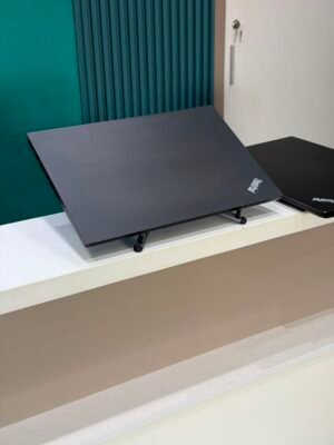 Lenovo ThinkPad E590 | Intel® Core™ i5-8265U | 8 Go RAM | SSD NVMe 256 Go | Écran 15,6” Full HD | Windows 11 Pro