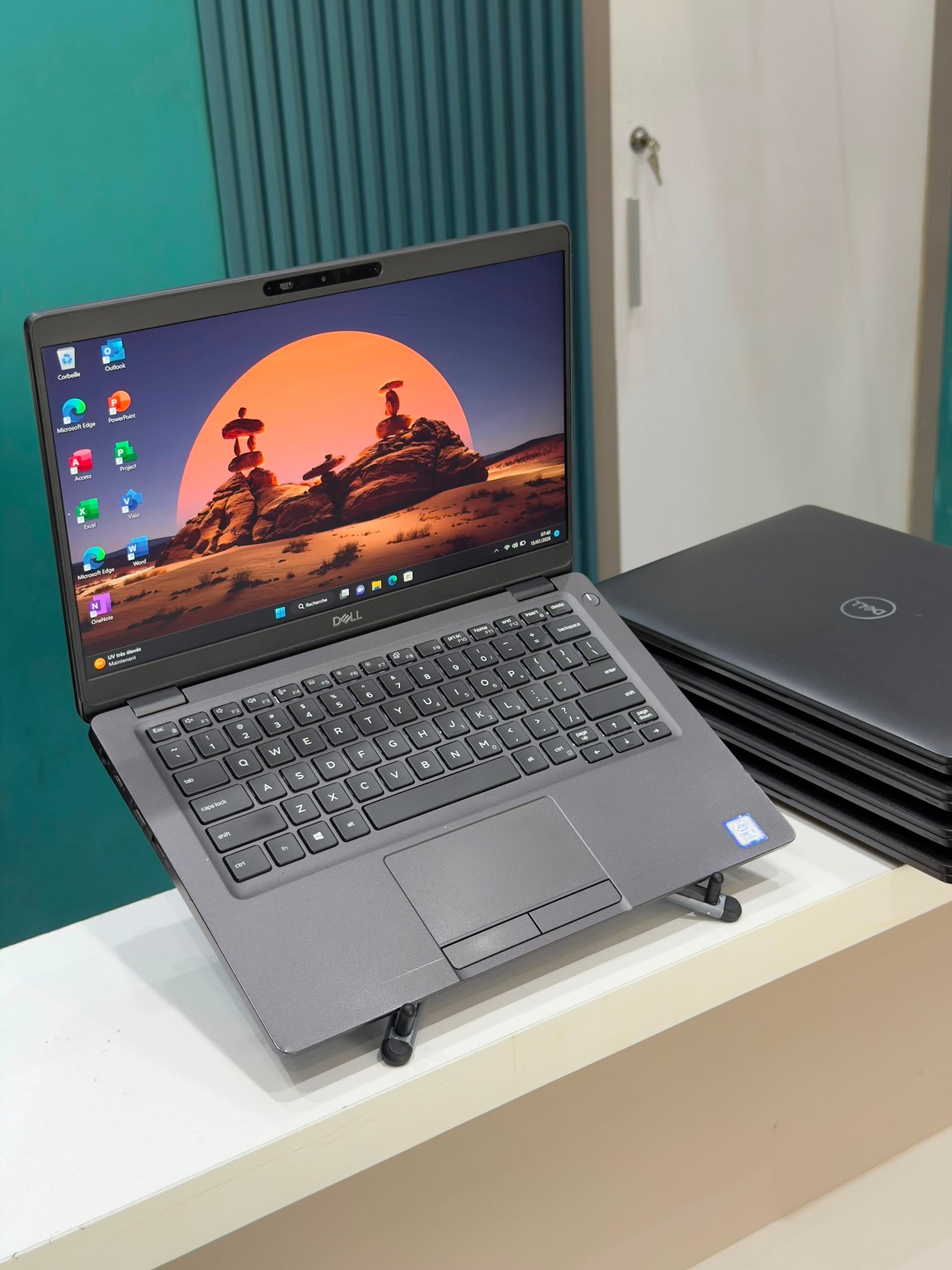 Dell Latitude 5300 – Intel® Core™ i5 | 16 Go RAM | 256 Go SSD – Image 4