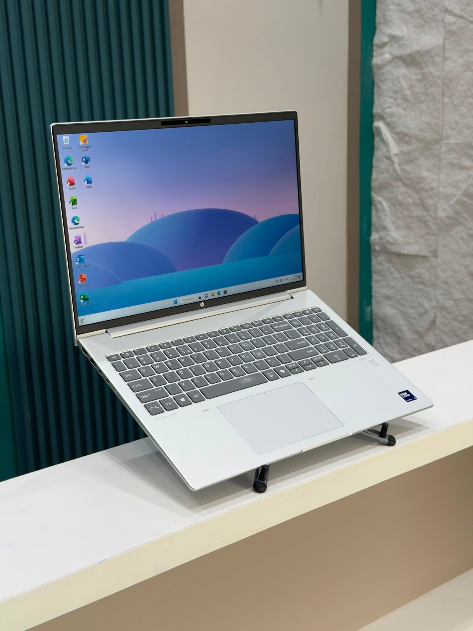 HP ProBook 460 G11 – Intel® Core™ Ultra 5 | 16 Go DDR5 | 512 Go SSD – Image 6