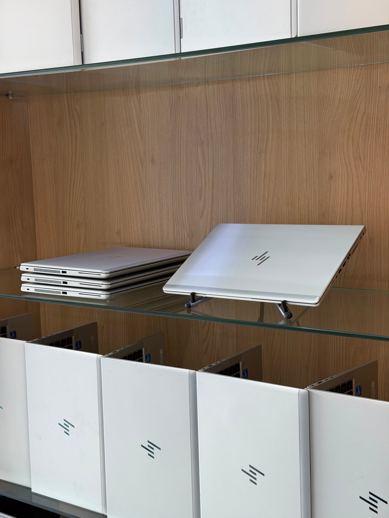 HP EliteBook 830 G6 – Professionnel & Compact – Image 2
