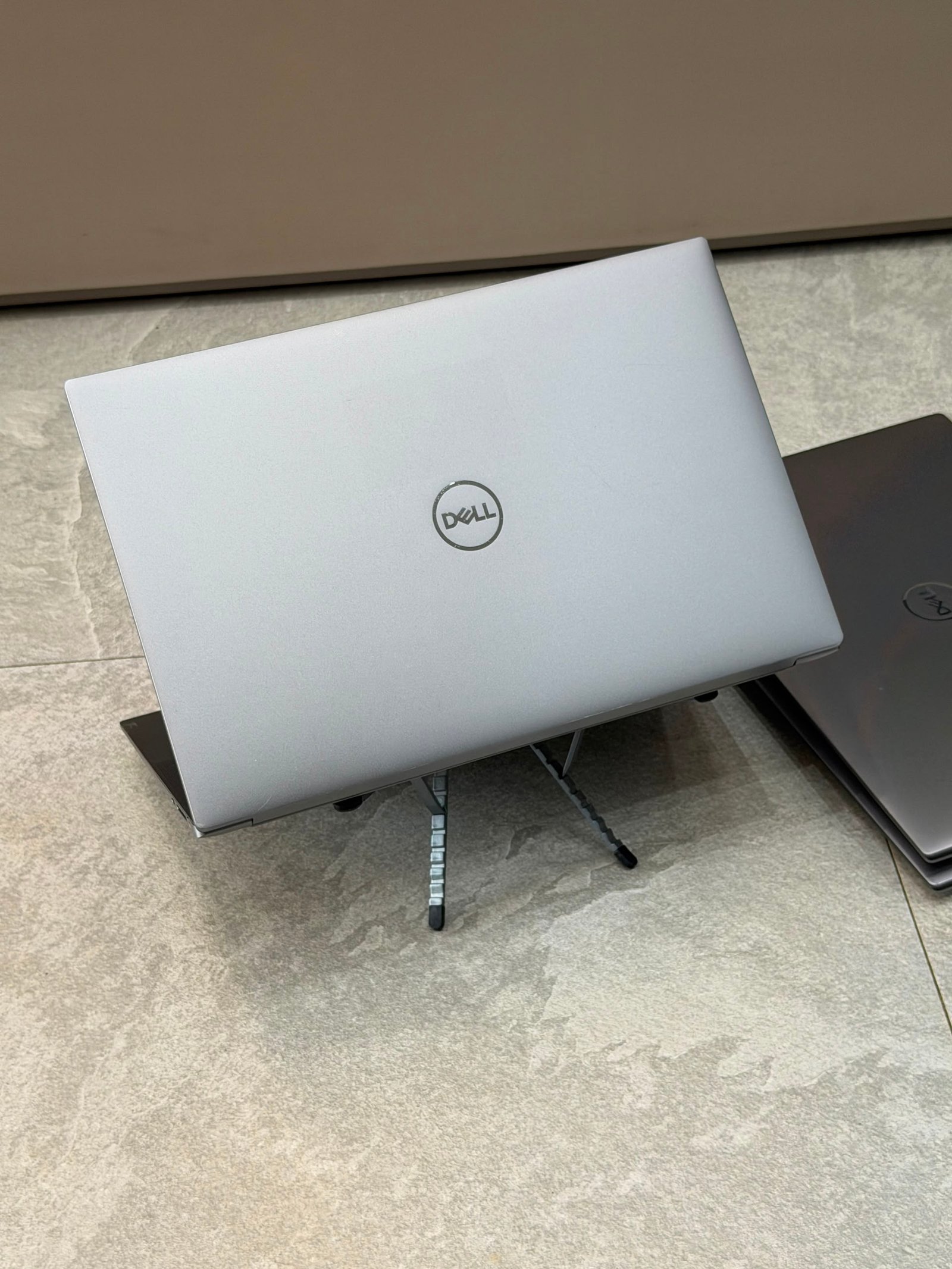 Dell Precision 5570 – Core i7 12ᵉ Génération, RTX A2000 8 Go, 32 Go RAM, SSD 1 To – Image 2